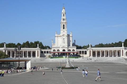 4 Day Lisbon And Fatima Guided Tour From Madrid (c340)