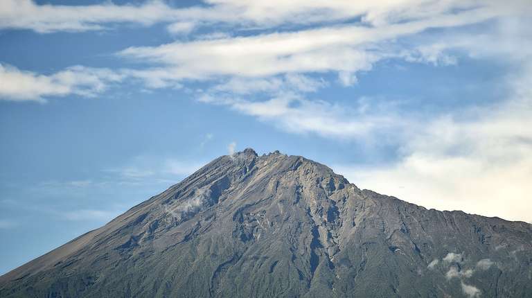 4 Days Mount Meru Trekking trip - alternative tour available