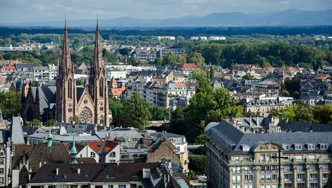 Strasbourg Romantic Tour: 4 Rivers: The Neckar, Romantic Rhine, Moselle, And Sarre Valleys