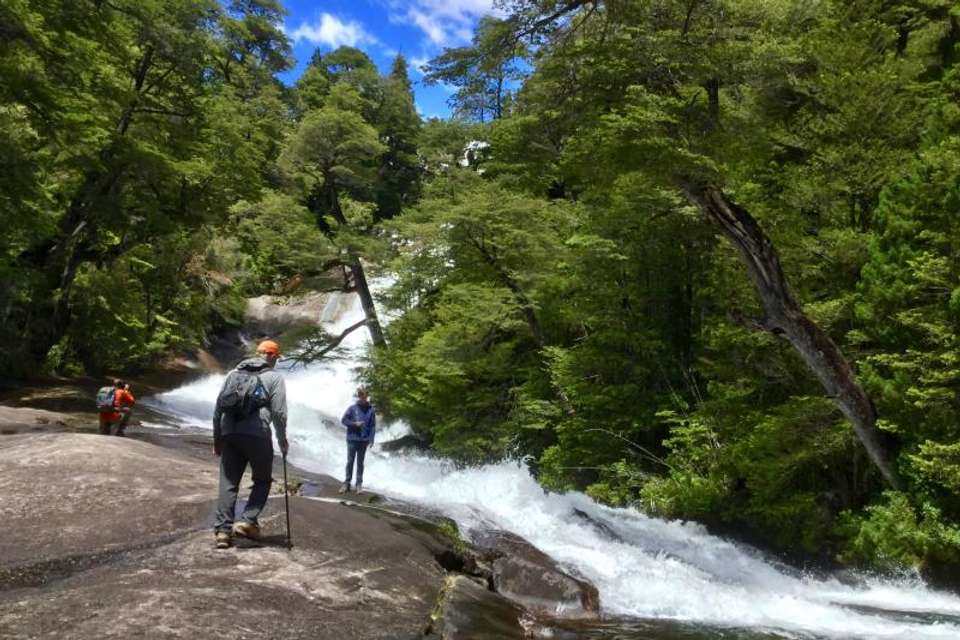 5-Day Bariloche Luxury Tour - Tangol Tours - Argentina - Image 1
