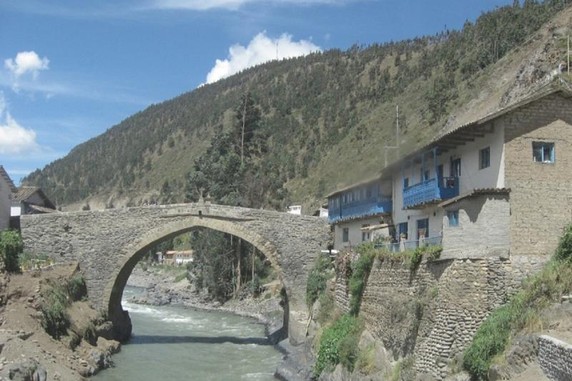 Image 5 of 8