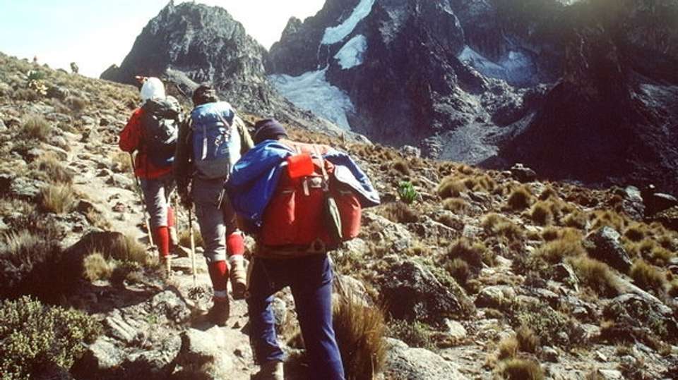 5-day Mount Kenya trek - Baboon Budget Safaris - Kenya - Image 2