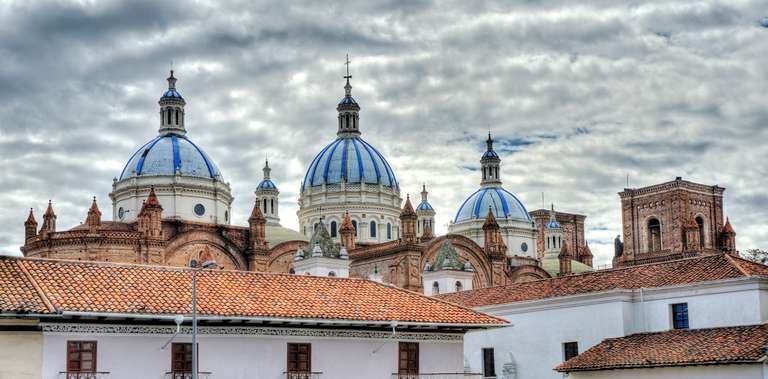 5-day Quito & Volcanoes Avenue: Quilotoa, Ingapirca, Cuenca, Guayaquil, French-speaking Guide - 5 days