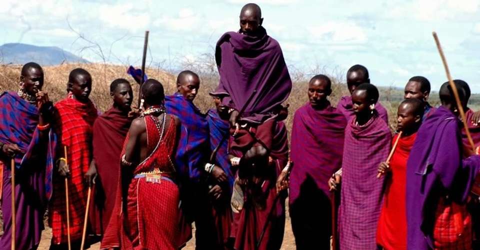 5 Days Safari Lake Manyara, Serengeti & Ngorongoro Crater - Dunia Tours & Safaris - Tanzania - Image 2