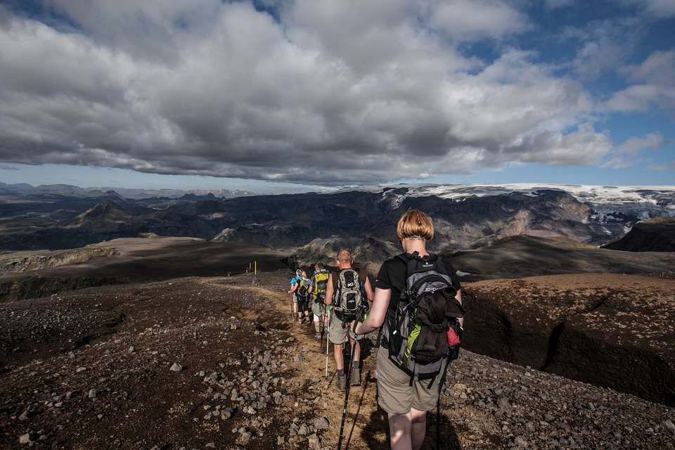6-Day Laugavegur & Fimmvörðuháls Trek in Huts - Icelandic Mountain Guides - Iceland - Image 11