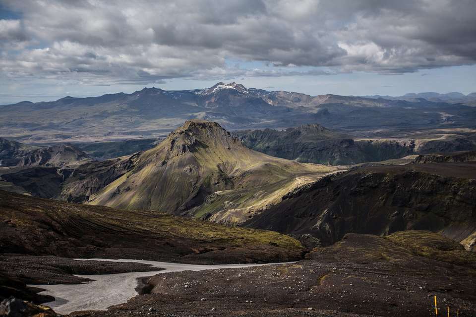 6-Day Laugavegur & Fimmvörðuháls Trek in Huts - Icelandic Mountain Guides - Iceland - Image 13