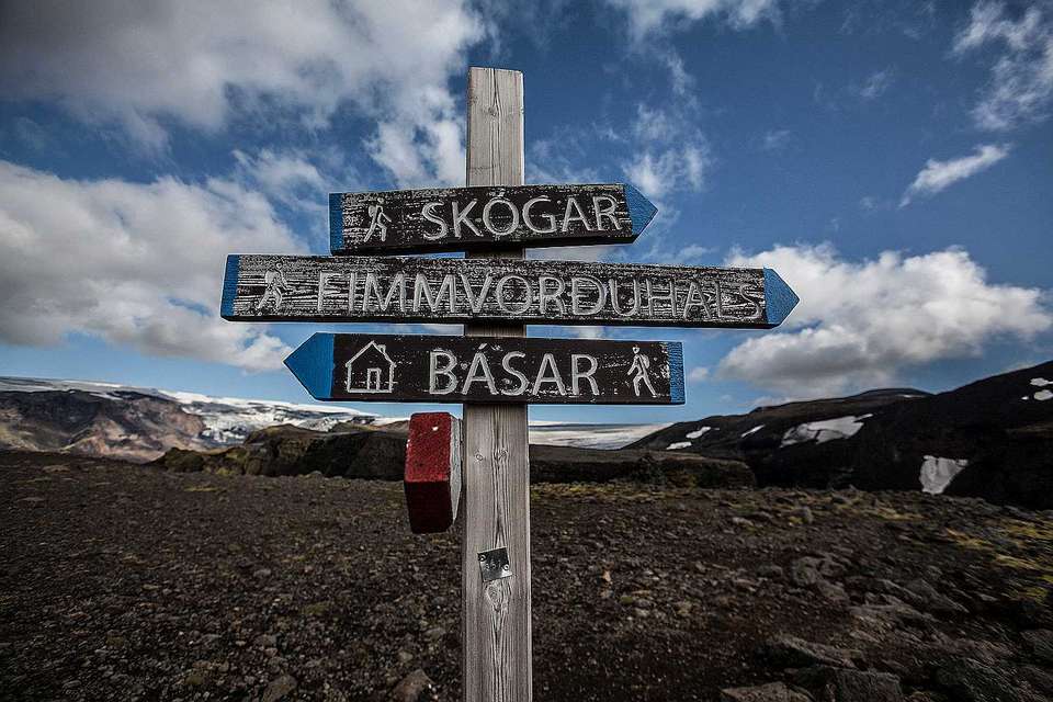 6-Day Laugavegur & Fimmvörðuháls Trek in Huts - Icelandic Mountain Guides - Iceland - Image 14