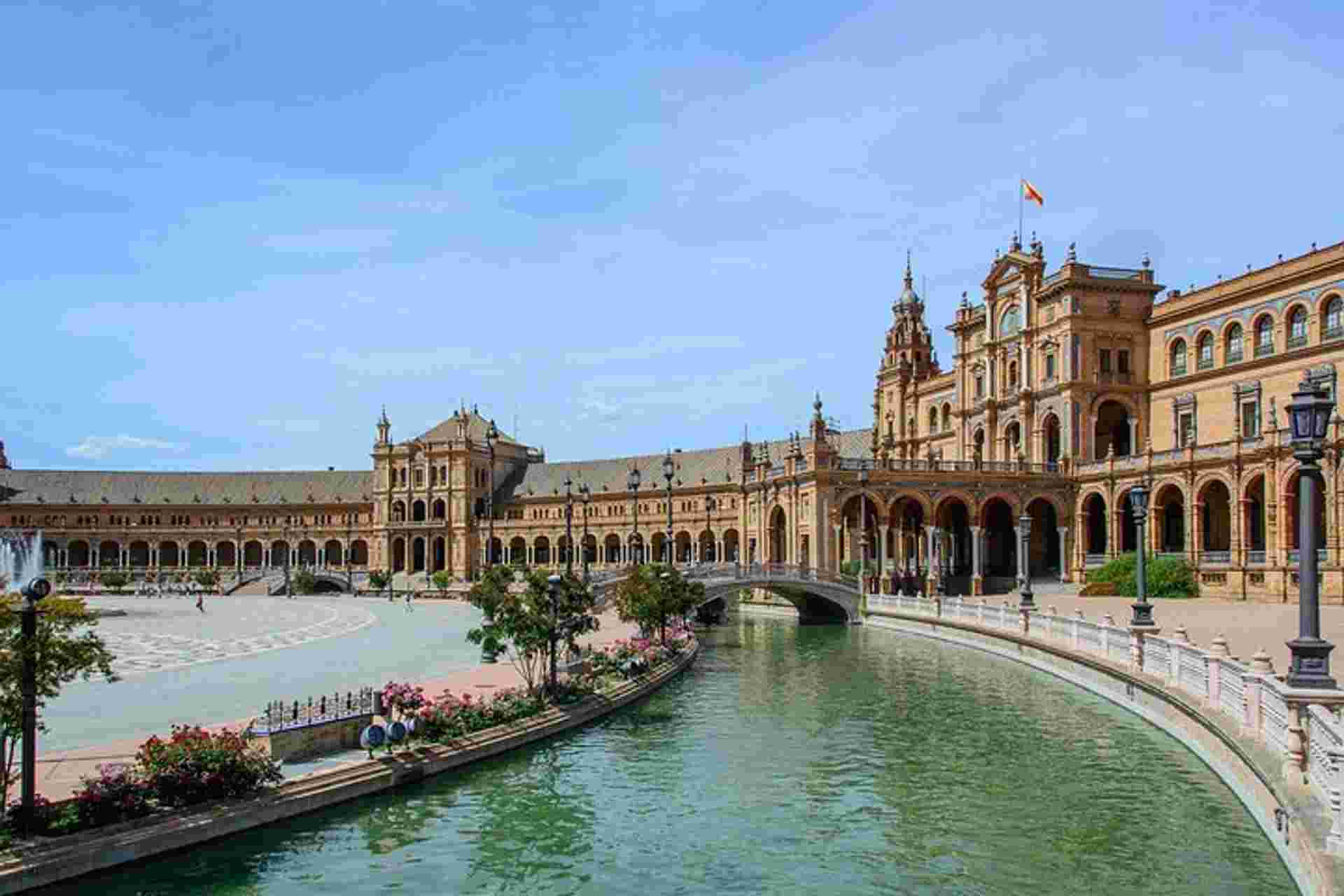 7 Day Guided Tour In Andalusia, Valencia And Barcelona From Madrid (c170)