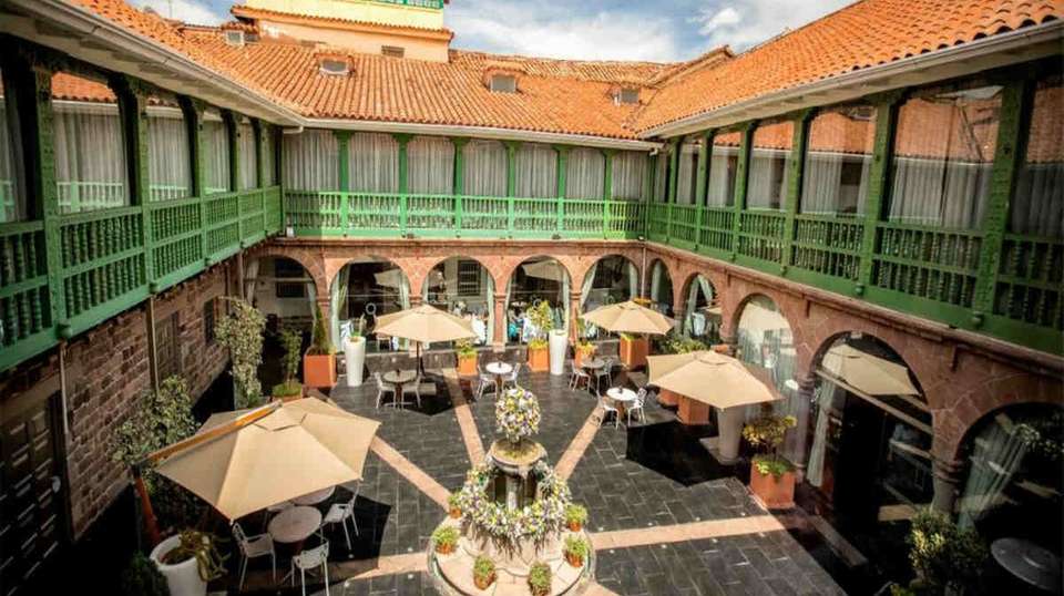 7 Day Inca Trail Premium to Machu Picchu - Valencia Travel Cusco - Peru