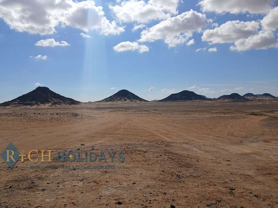 7 days Cairo & Black & white desert - undefined - Image 2