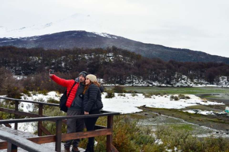 8-Day Argentina & Patagonia Tour From Buenos Aires: El Calafate & Ushuaia - Tangol Tours - Argentina - Image 9