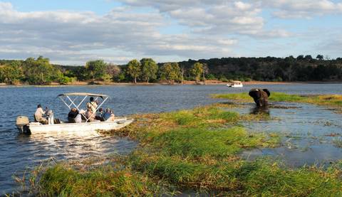 Africa Group Tours: 8-day Chobe Okavango Delta Express Accommodated