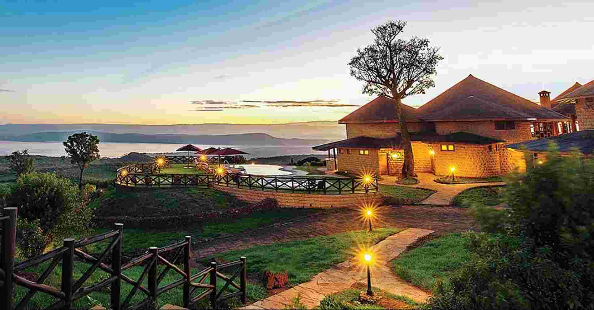8 Days Deluxe Lodge Safaris: A Tanzania Northern Circuit