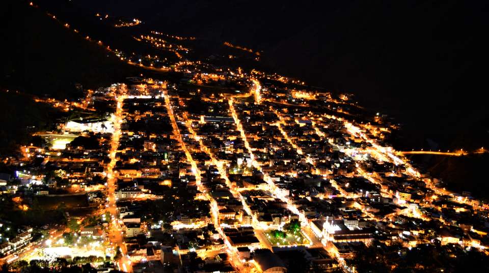8 Days Ecuador: From Highlands to Hot Springs - Responsible Travel South America - Ecuador - Image 3