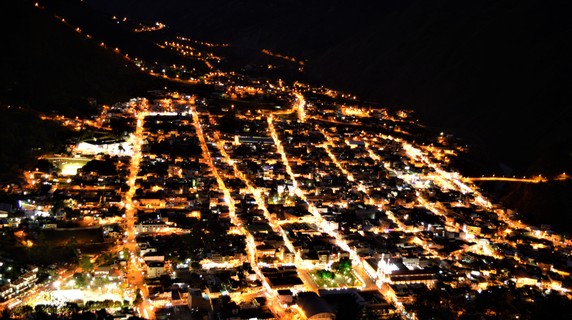 Image 3 of 3