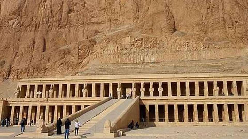 8 Days in Egypt: 3 N in Cairo & 4 N in Nile River Cruise - Ibermundo Travel Egypt - Egypt - Image 6