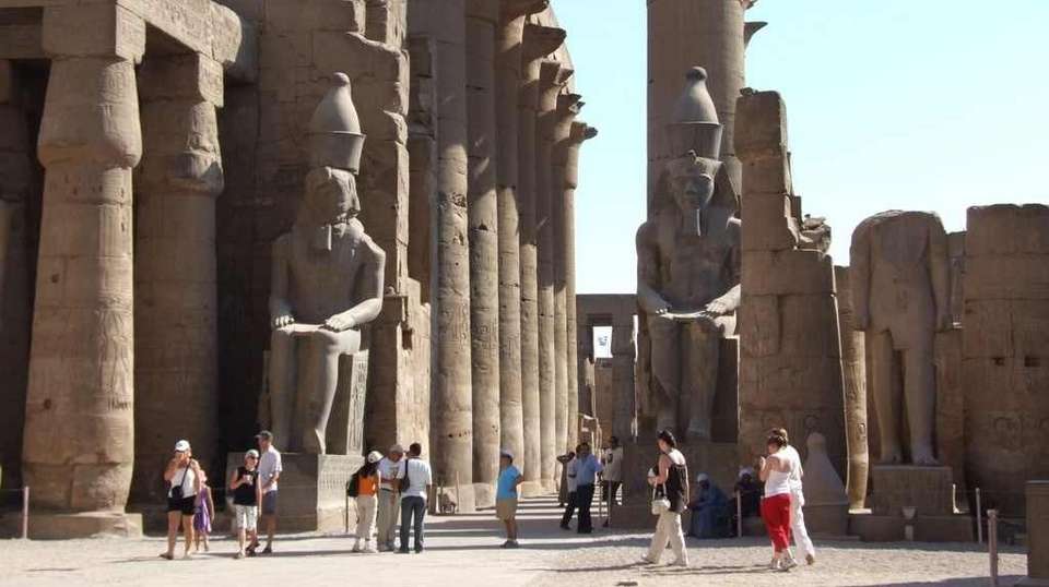 8 Days in Egypt: 3 N in Cairo & 4 N in Nile River Cruise - Ibermundo Travel Egypt - Egypt - Image 9