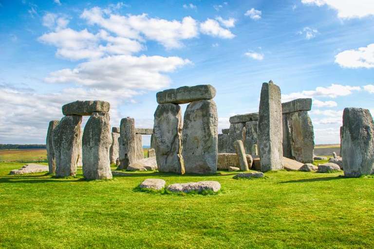 A Classic London & Edinburgh Journey by Train trip - alternative tour available