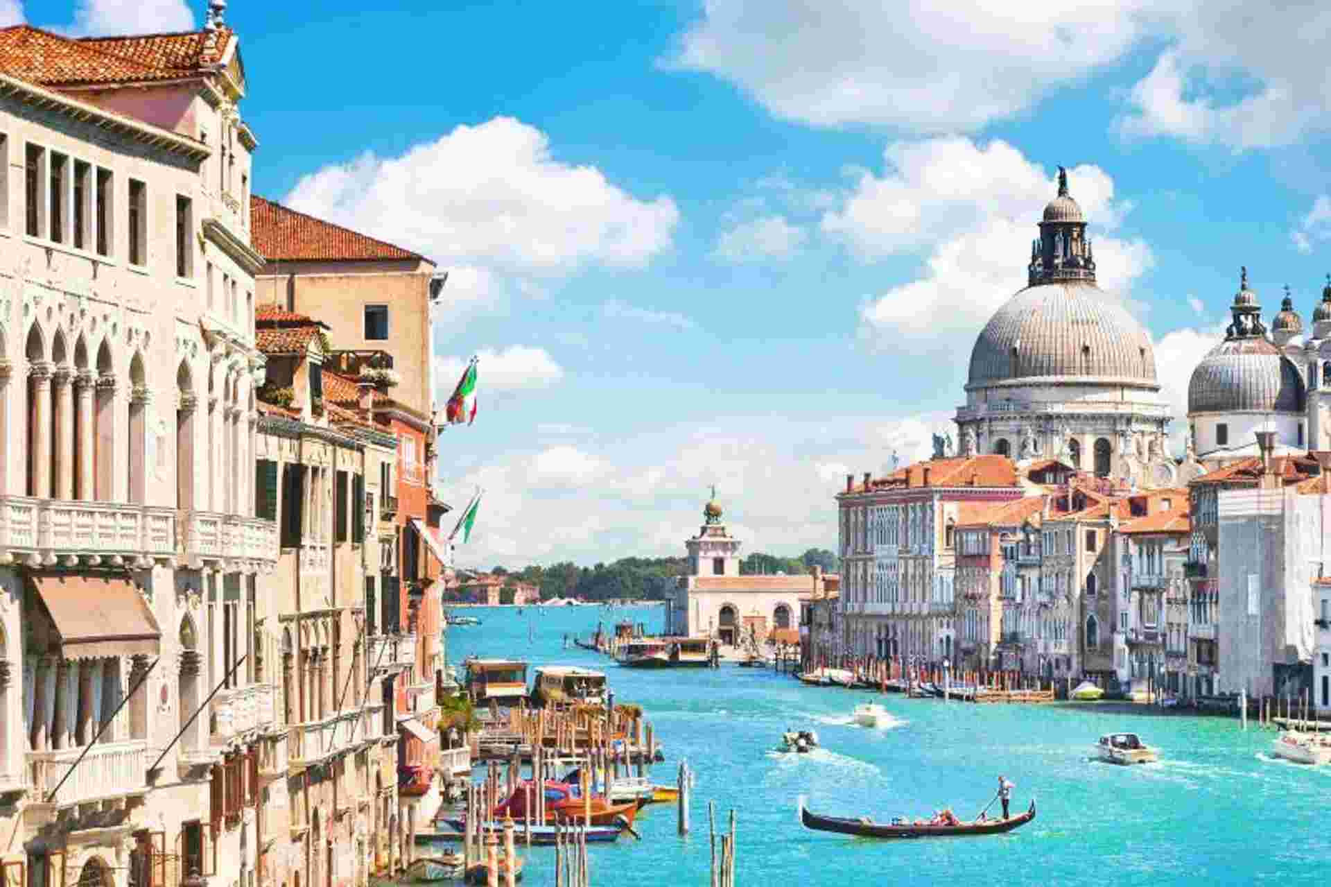 A Taste of Italy: 11 Days - Premium