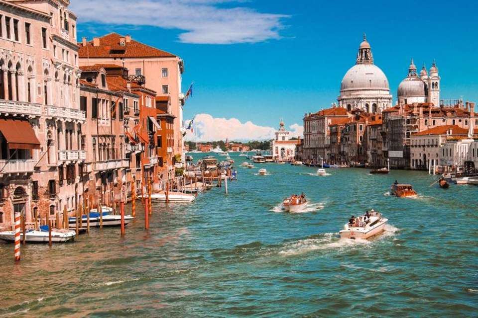 A Taste of Italy: 8 Days - Classic - Omega Tours - Italy