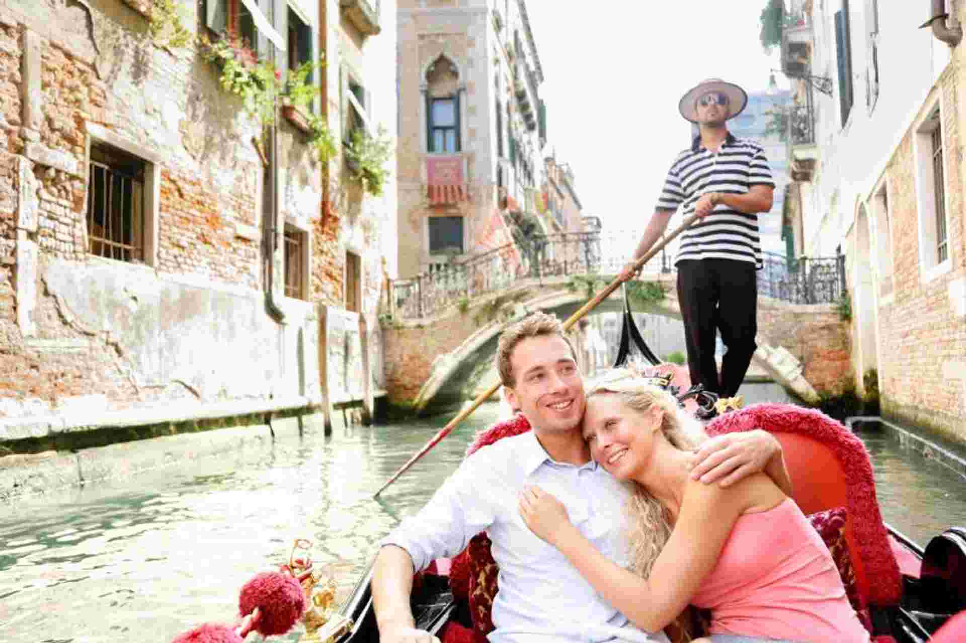 A Taste of Italy: 8 Days - Premium