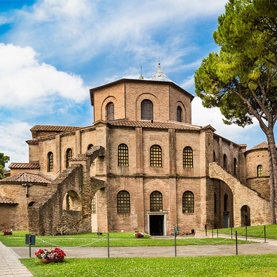 A Taste of Medieval Italy - Back-roads Touring - Italy