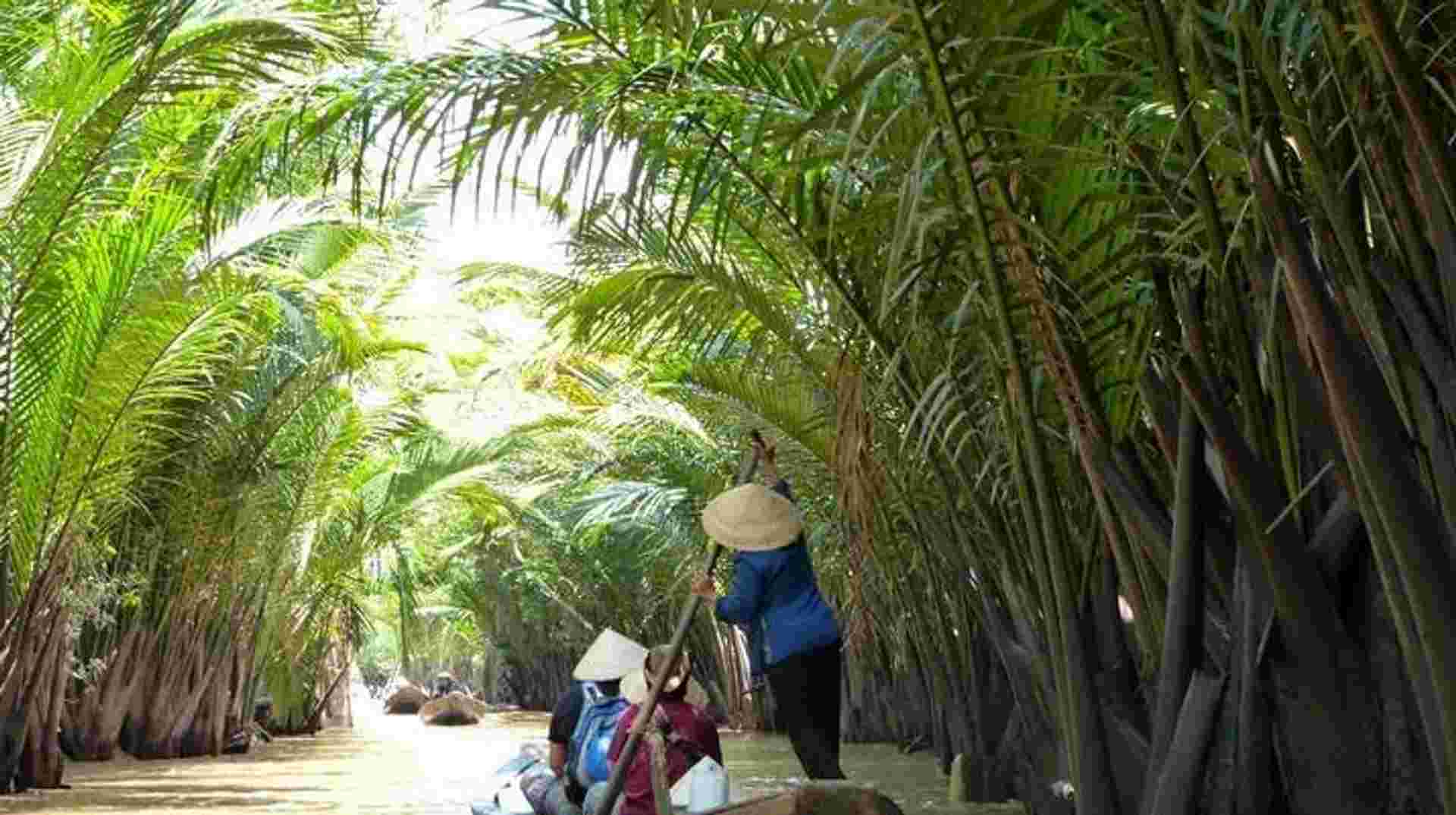 Flavors of Indochina: 9-Day Exploring Vietnam & Cambodia