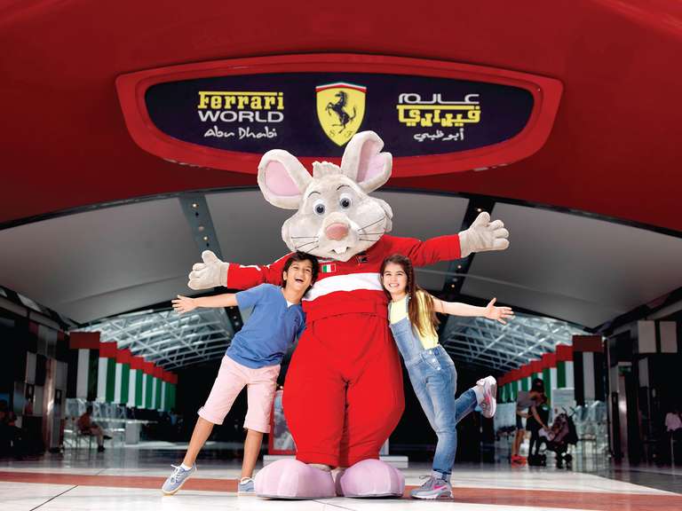 Abu Dhabi Explorer Tour: Abu Dhabi Family Overnight (5 Star) - 2 days