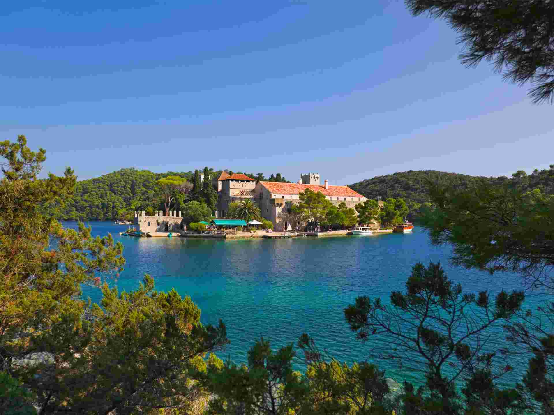 Adriatic Explorer from Dubrovnik Premium - 8 days