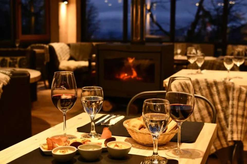 After Ski Adventure at La Cueva Catedral - Tangol Tours - Argentina - Image 8