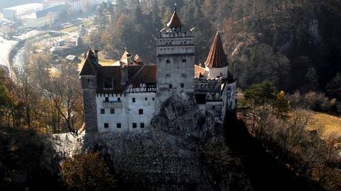 Romania Eco Tours: Airplane Tour Over Dracula's Castle