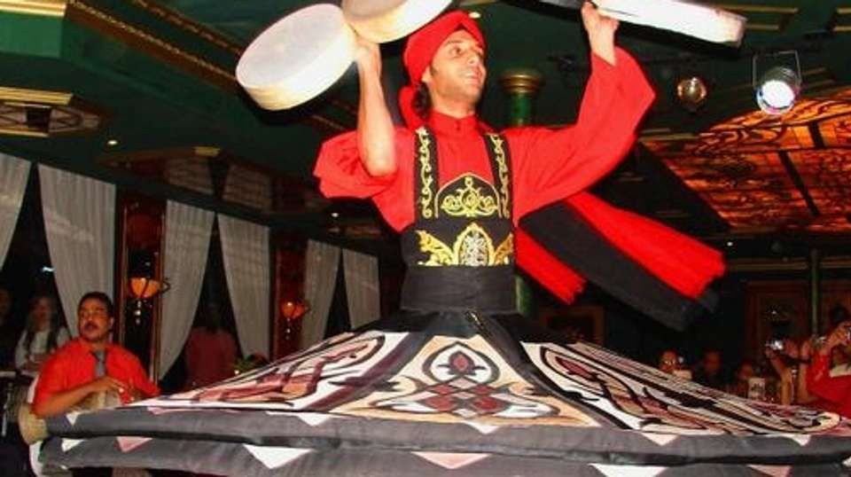 Al Tannoura Egyptian heritage show at Wekalet El Ghoury - Emo Tours - Egypt - Image 2