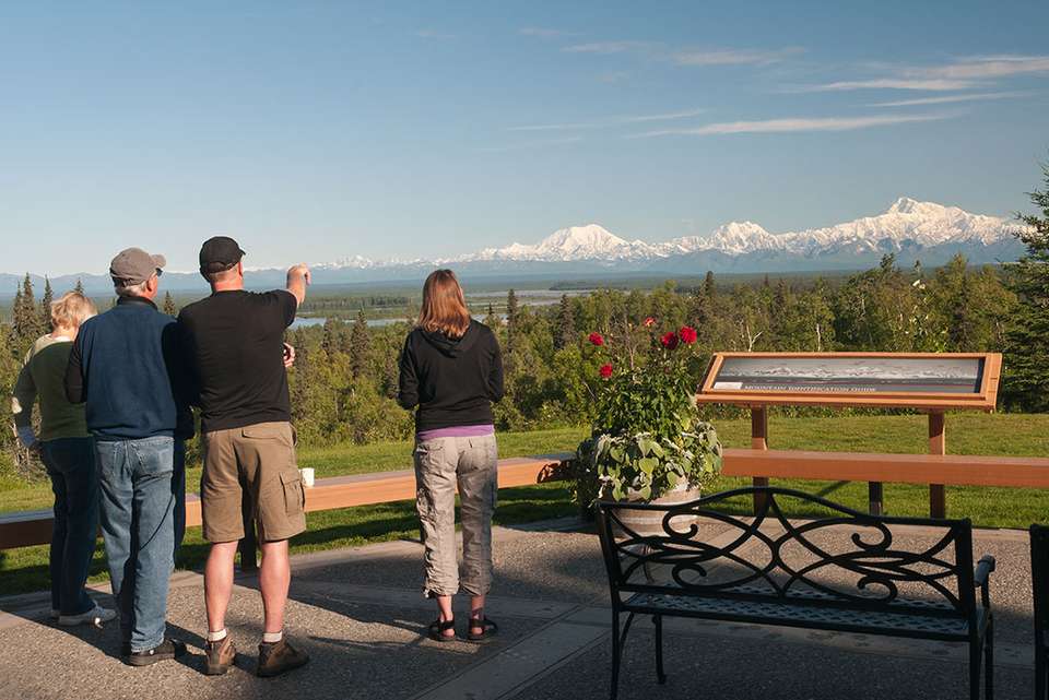 Alaska Discovery - Intrepid Travel - USA - Image 3