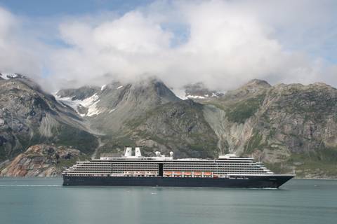 Group Tours: Alaska Discovery Land & Cruise Featuring A 7-night Holland America Cruise