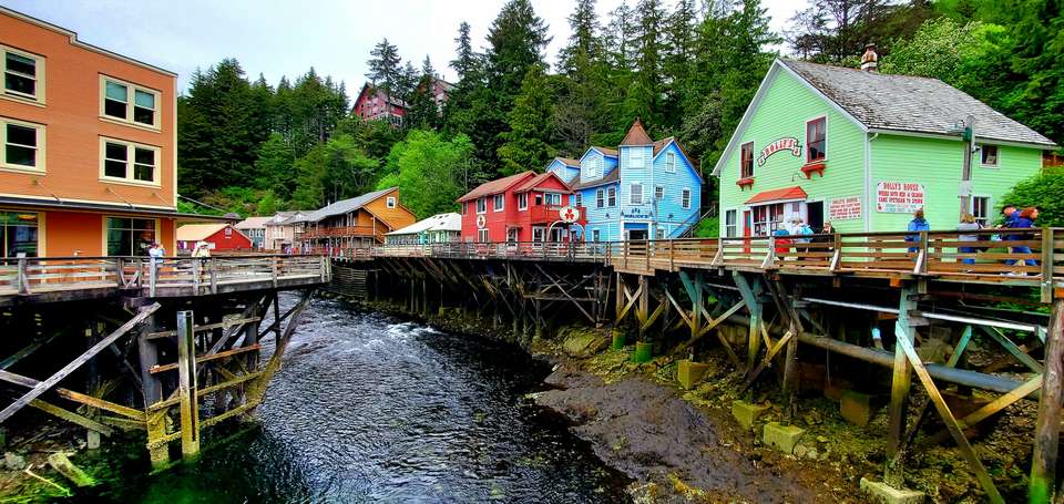 Alaska's Inside Passage Cruise - Collette Tours - Canada - Image 2