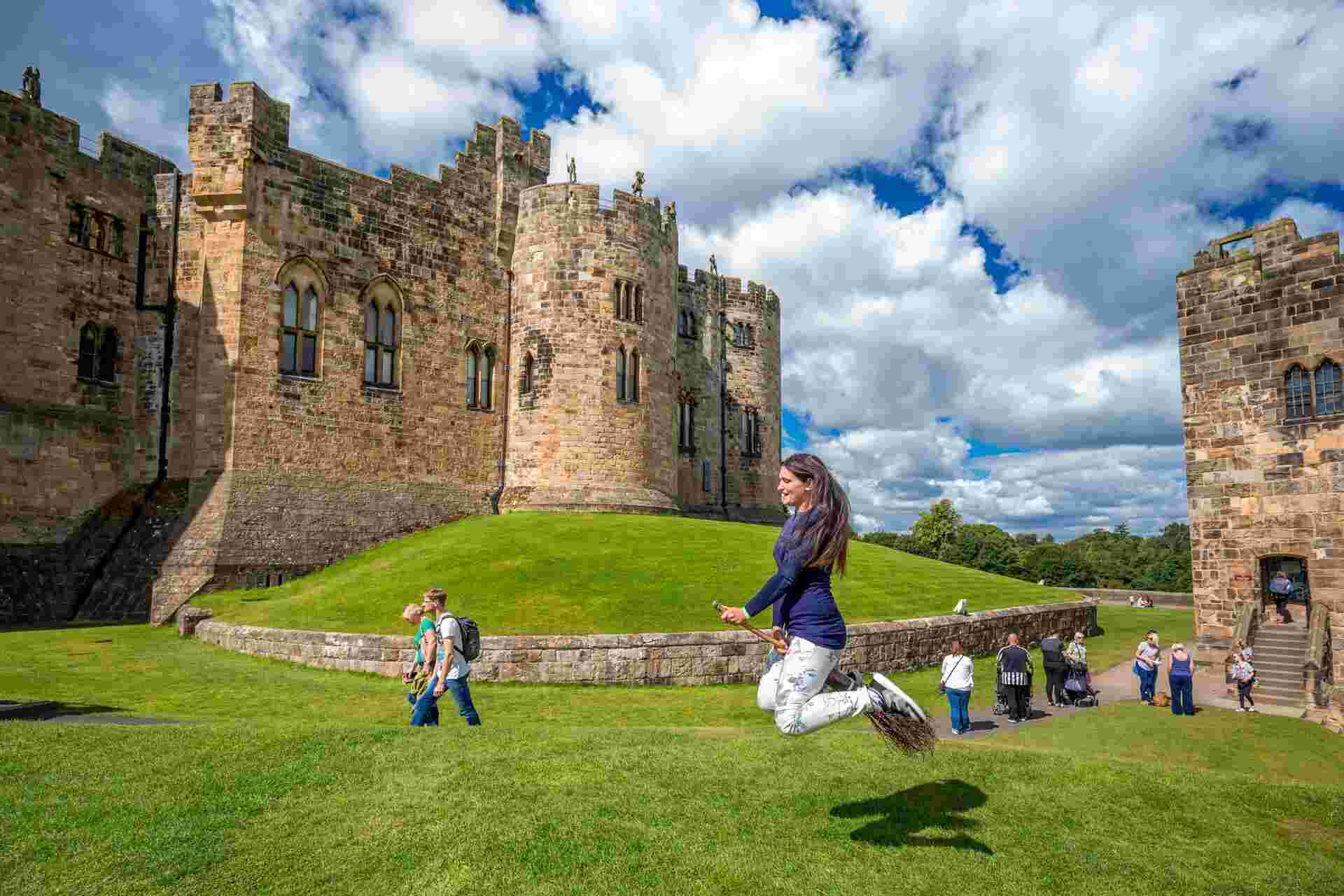 Alnwick Castle & The Borders