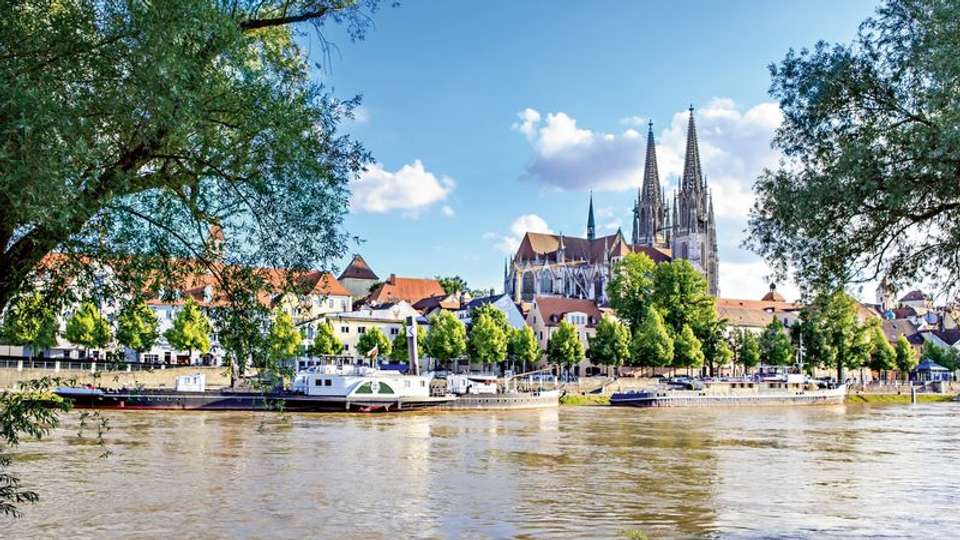Along the Danube and the Rhine - Following the Romantic Road (port-to-port cruise) - Tweet World Travel - Austria - Image 4