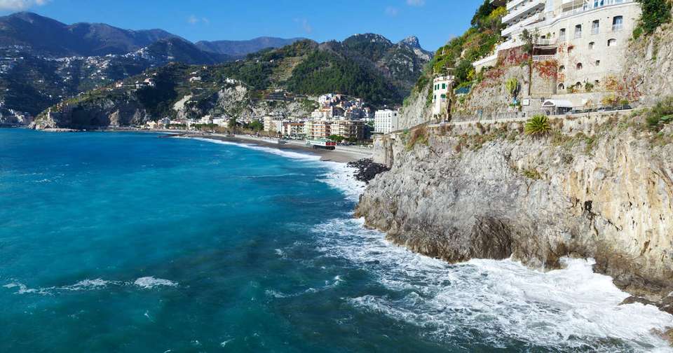 Amalfi Coast Walking - Coastal Hotel - Explore - Italy - Image 9