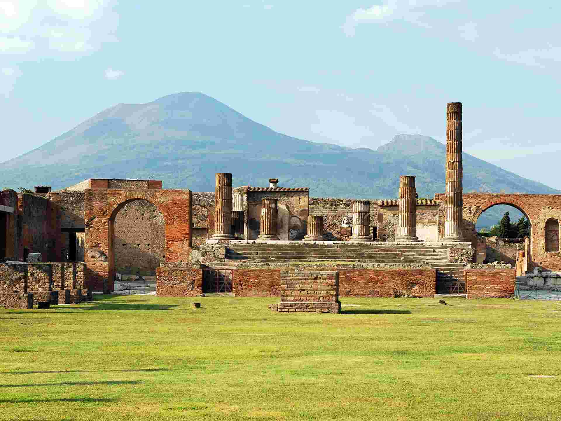 Amalfi, Pompeii & Vesuvius - 3 days