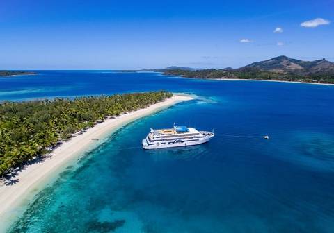 Amazing Fiji With Blue Lagoon Cruises