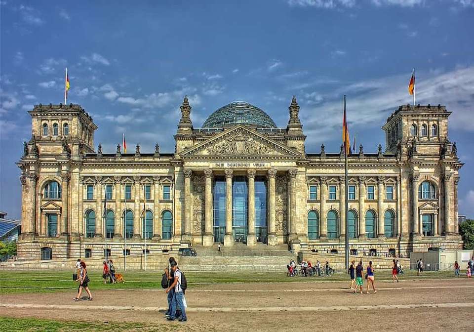 Amsterdam Berlin And Prague City Package - Indus Travels - Holland - Image 2