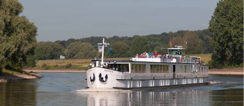 Amsterdam To Bruges Bike & Barge - Comfort