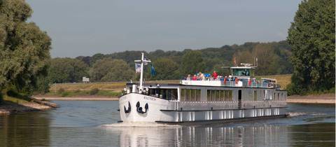 Amsterdam To Bruges Bike & Barge - Comfort - Fall Tours