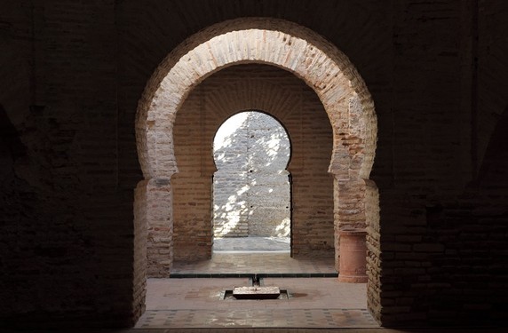 Image 2 of 6