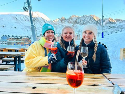 Skiing And Snowboarding Tour: Andorra Ski & Apres