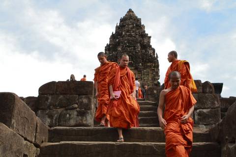Cambodia Small Group Tours: Angkor Experience