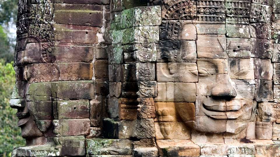 Angkor Wat Sunrise Tour - Small Group - V Happy Travel - Cambodia - Image 6