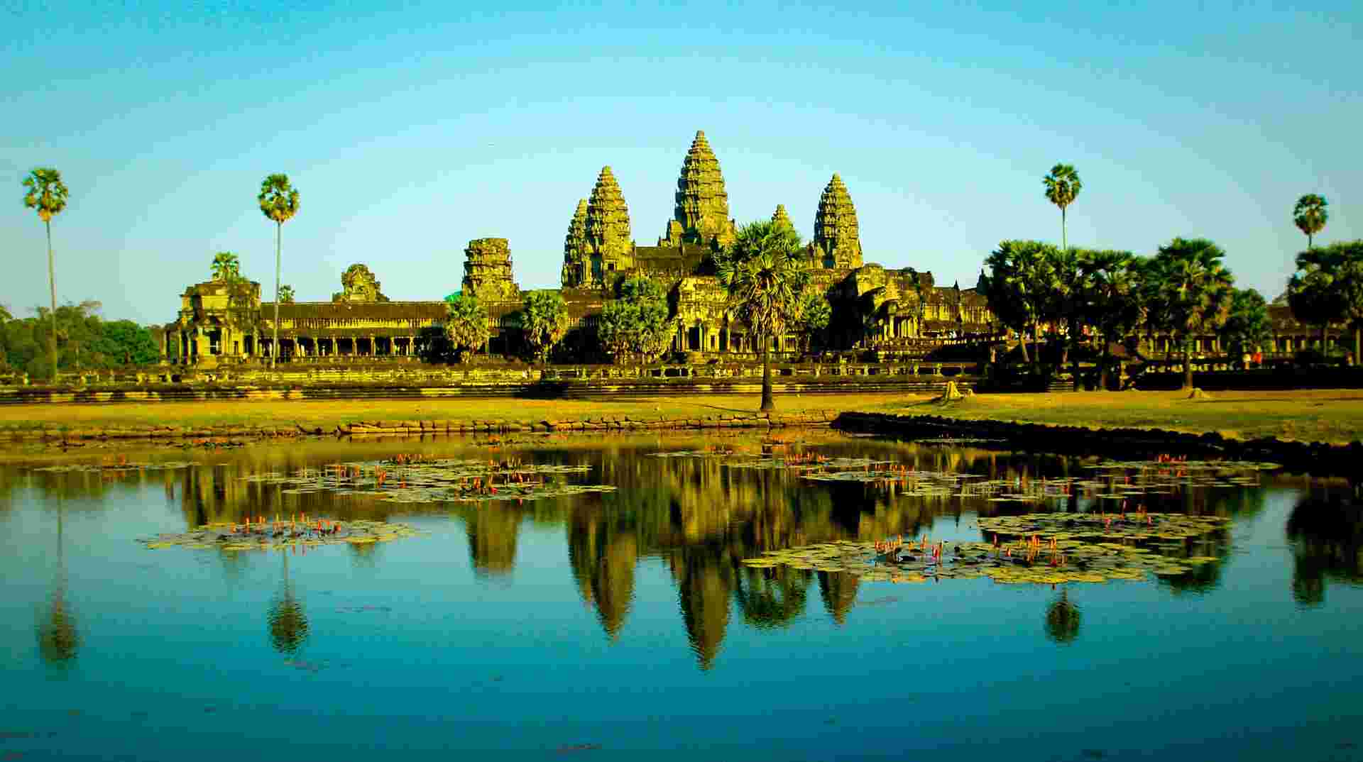 Angkor Wat Tour - Balloon Ride - Khmer Lunch