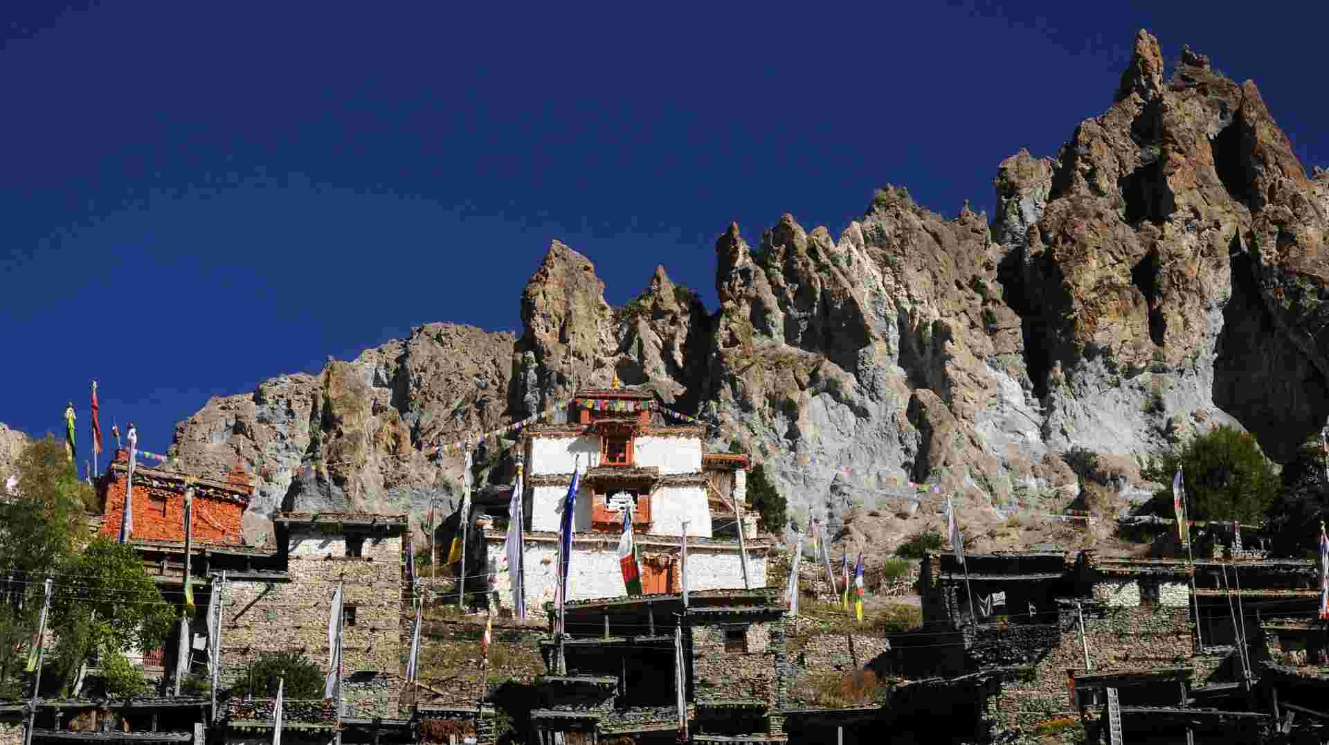 Annapurna Circuit Trek