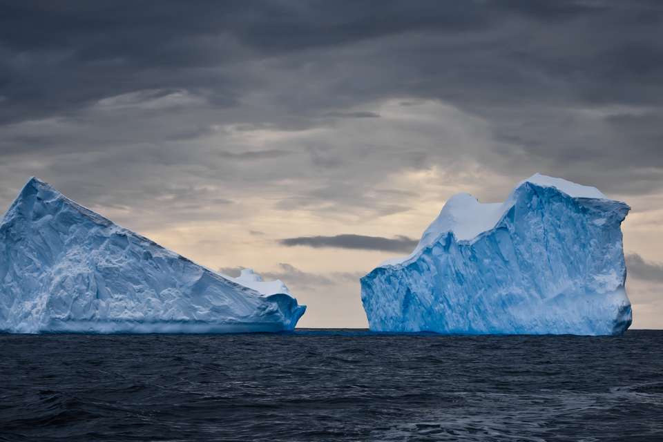 Antarctic Explorer: Discovering the 7th Continent (World Voyager) - Exodus Adventure Travels - Argentina - Image 4